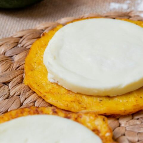Queso de Mano bote 2kg. GUSTº P.A.N.
